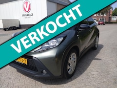 Toyota Aygo X - 1.0 VVT-i S-CVT first