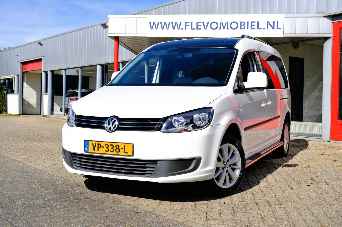 Volkswagen Caddy Maxi - 1.6 TDI BMT DC 5-Pers Clima|Cruise|Navi via Android|LMV - AutoWereld.nl