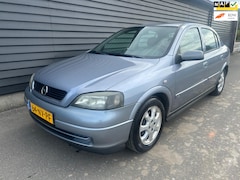 Opel Astra - 1.6 Njoy 5-Deurs Oersterk NIEUWE APK