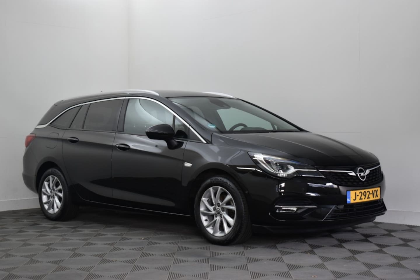 Opel Astra - 1.2 Ultimate 1.2 145PK ULTIMATE - AutoWereld.nl