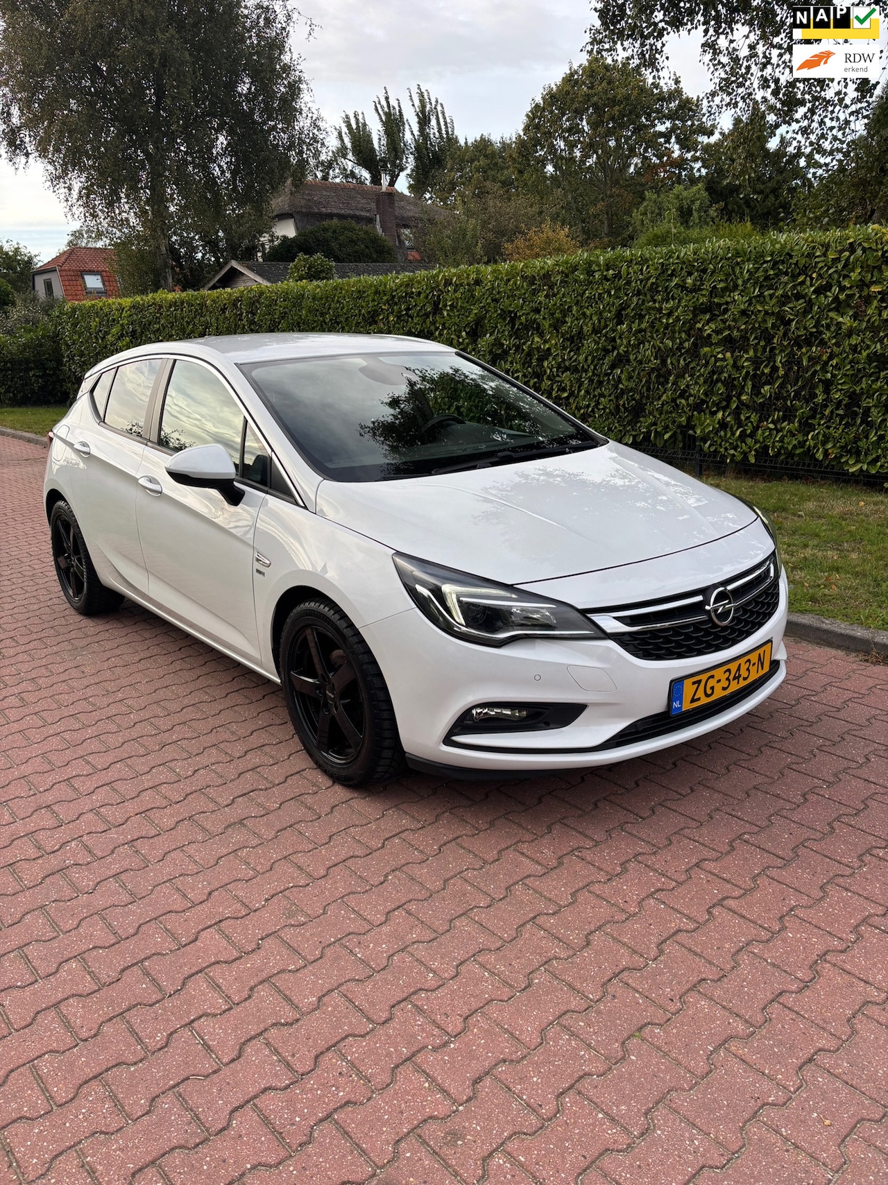 Opel Astra - 1.0 Turbo 120 Jaar Edition NAP NWE APK! - AutoWereld.nl
