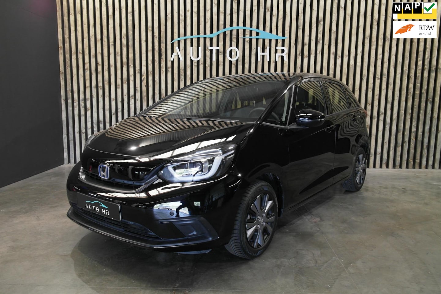 Honda Jazz - 1.5 e:HEV Hybrid Lage km stand! - AutoWereld.nl