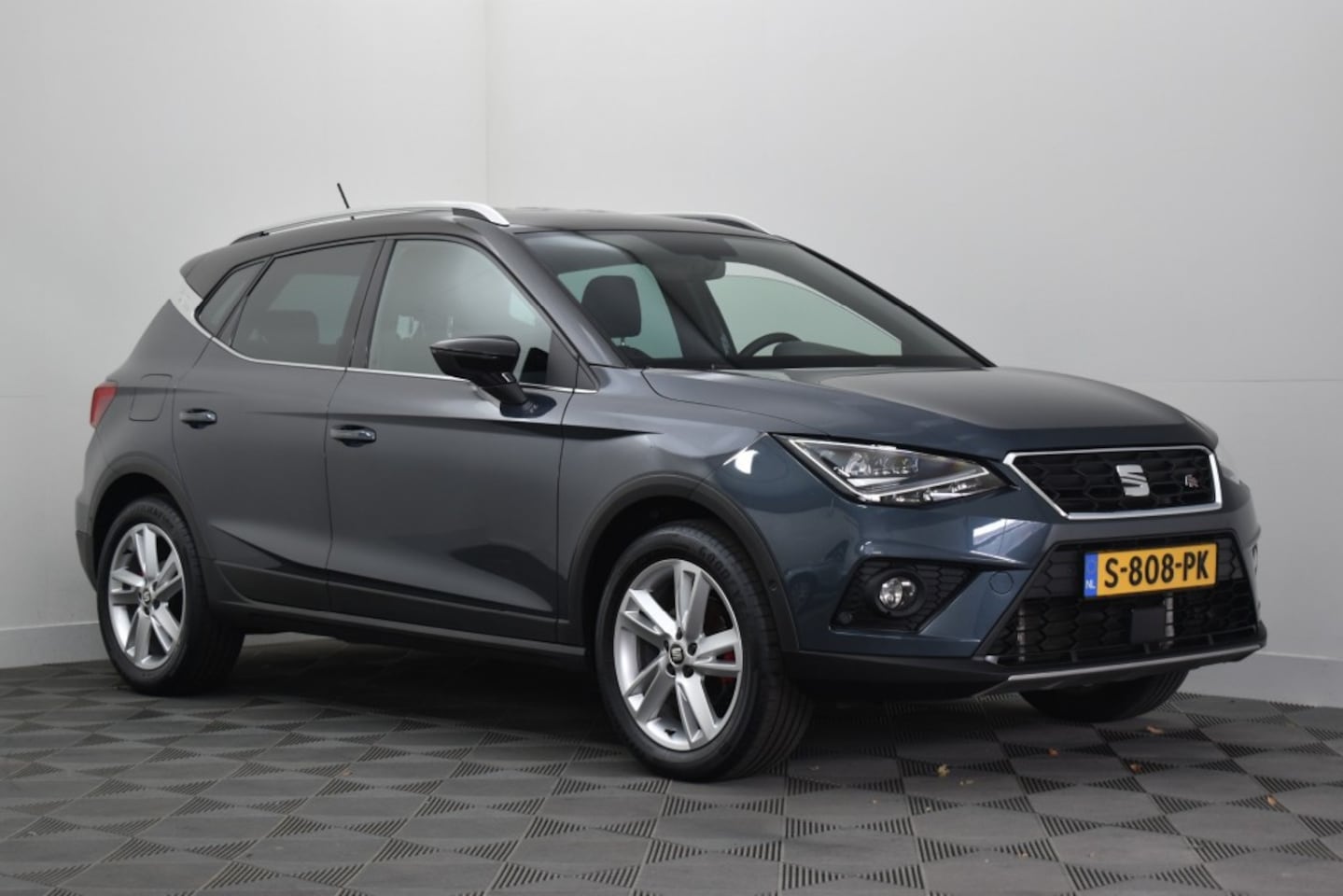 SEAT Arona - 1.0 TSI FR Business Intense 1.0 TSI 110PK FR Business Intense - AutoWereld.nl