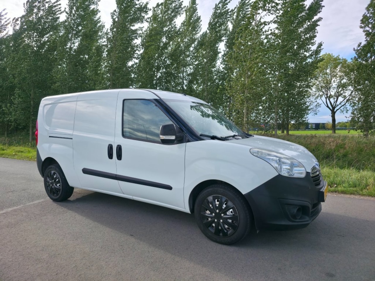 Opel Combo - 1.3 cdti l2h1 - AutoWereld.nl