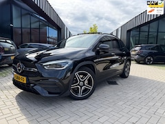 Mercedes-Benz GLA-Klasse - 200 Business Solution AMG Pano Sfeer Mem CAM Bomvol