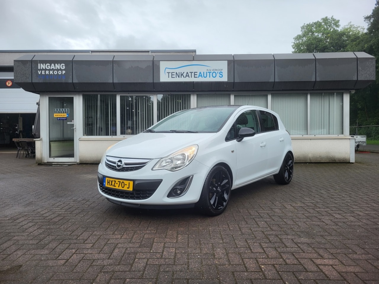 Opel Corsa - 1.2-16V Cosmo Eerste eigenaar Airco Cruise control 17 Inch Licht - AutoWereld.nl