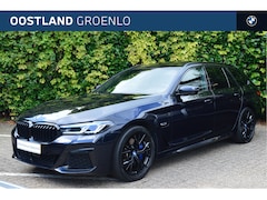 BMW 5-serie Touring - 530e xDrive High Executive M Sport Automaat / Panoramadak / Trekhaak / Laserlight / Adapti