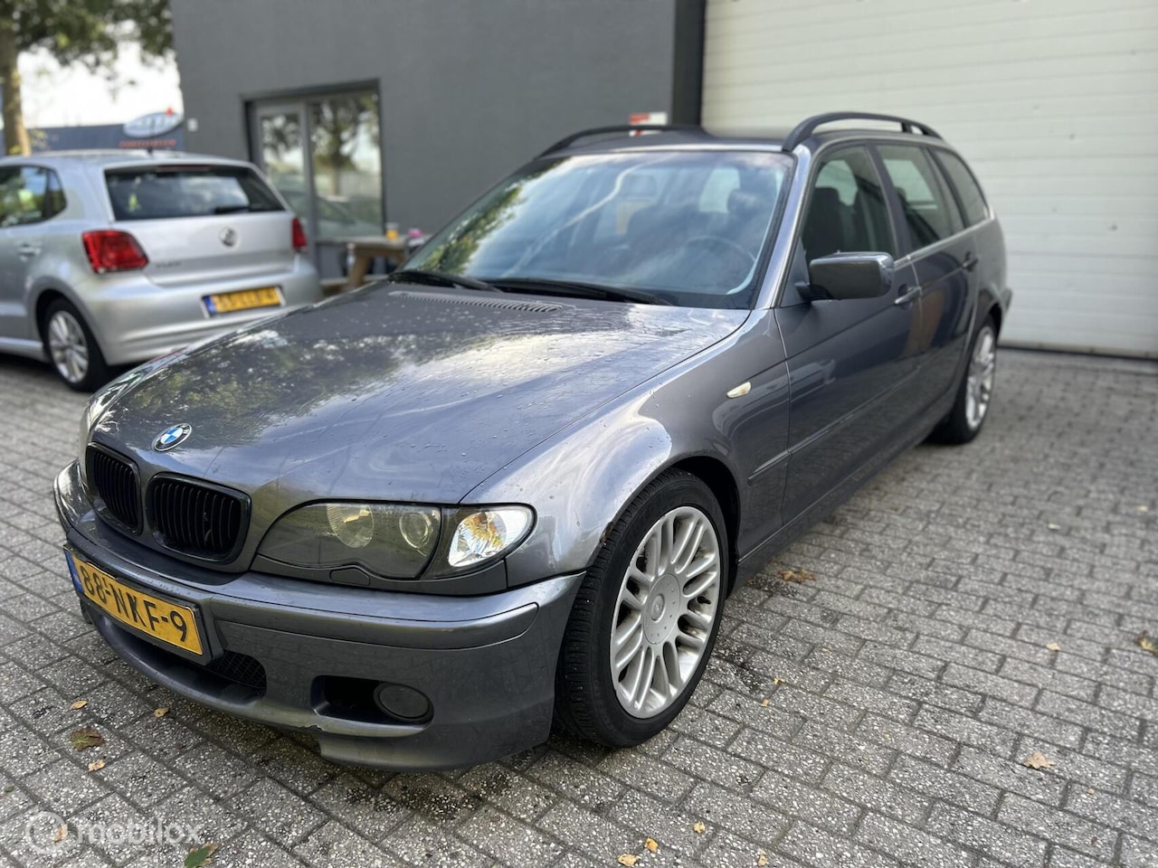 BMW 3-serie Touring - 325i / NIEUWE APK / AUTOMAAT/ STOELVERW/ - AutoWereld.nl