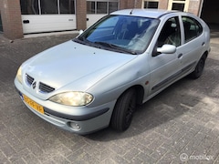 Renault Mégane - 1.4-16V RN NAP