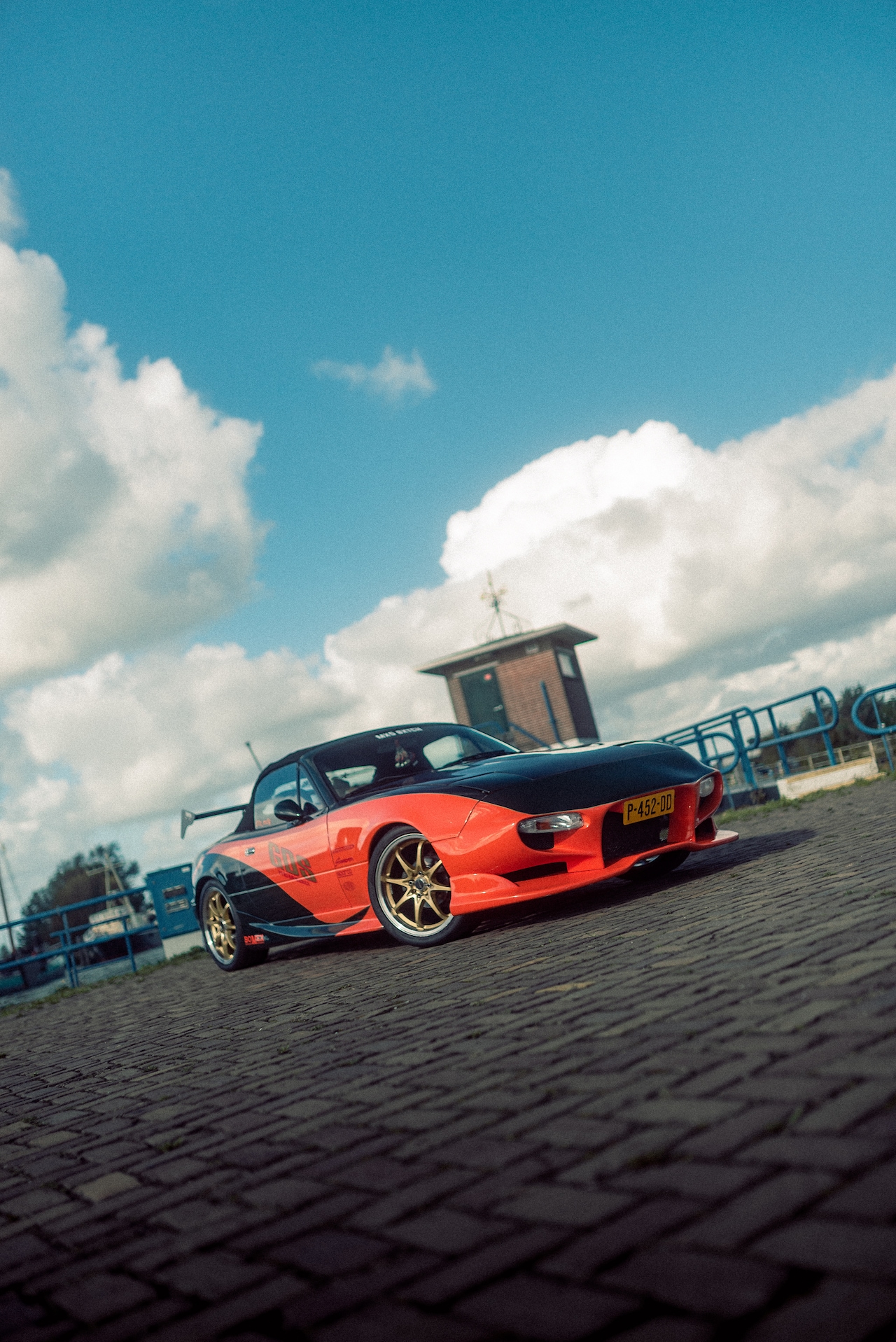 Mazda MX-5 - 1.6i 16v - AutoWereld.nl