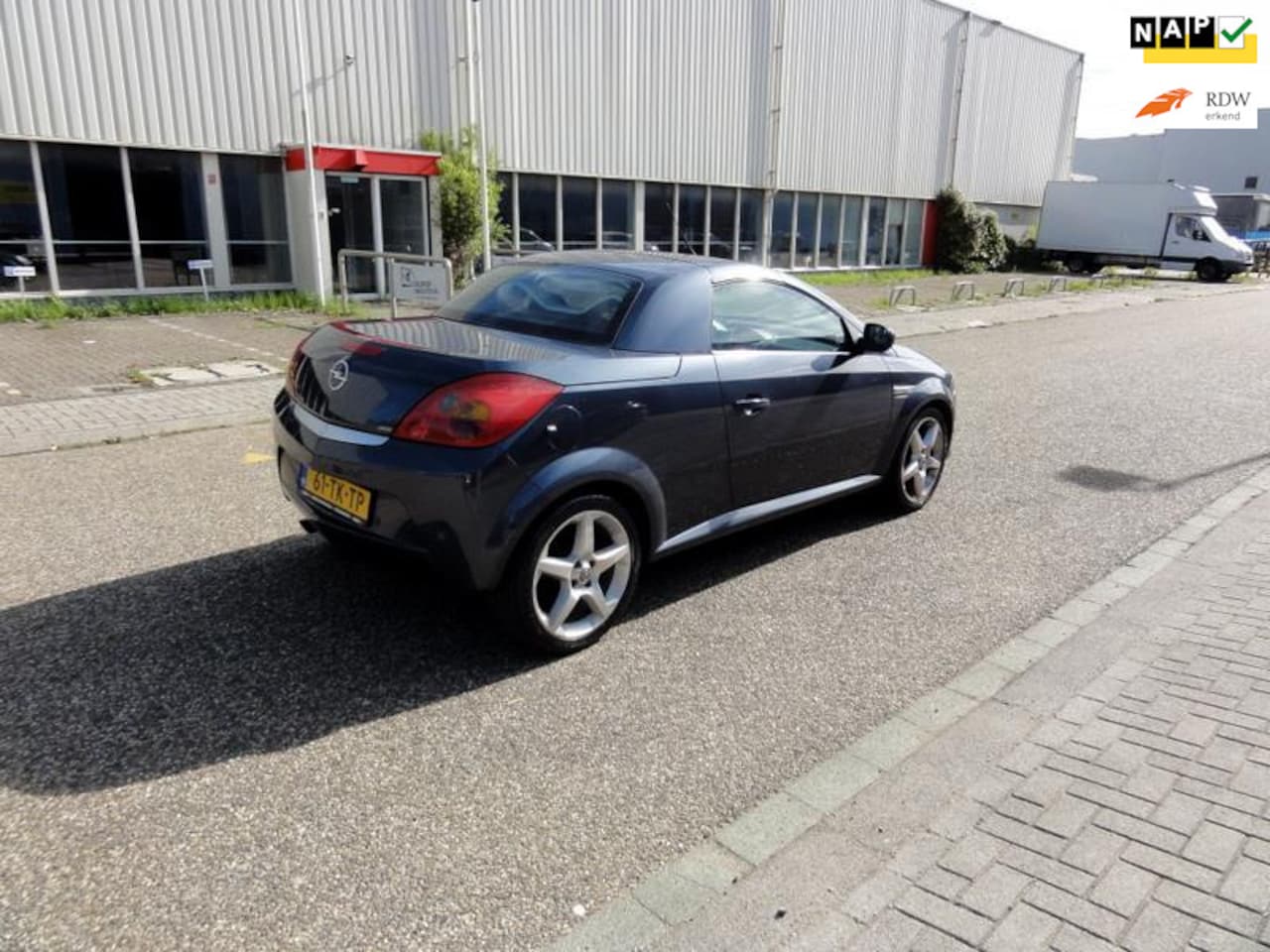 Opel Tigra TwinTop - 1.4-16V Sport NAP Airco Apk 06/11/2026 - AutoWereld.nl