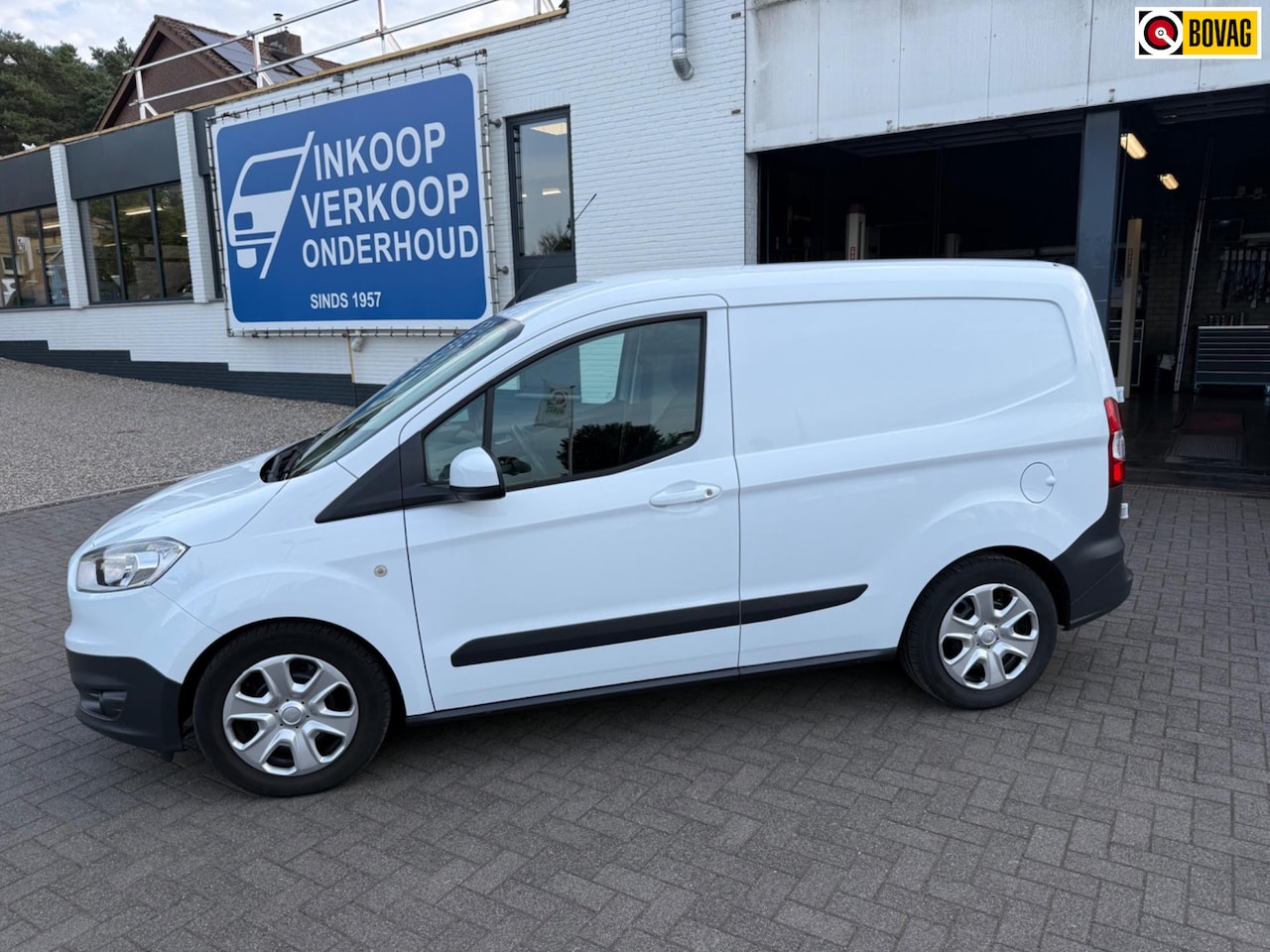 Ford Transit Courier - 1.5 TDCI Trend 1.5 TDCI Trend - AutoWereld.nl
