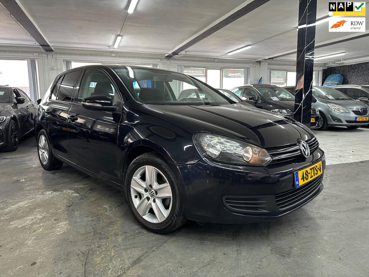 Volkswagen Golf - 1.4 TSI Highline Automaat/stoelverwarming/Airco - AutoWereld.nl