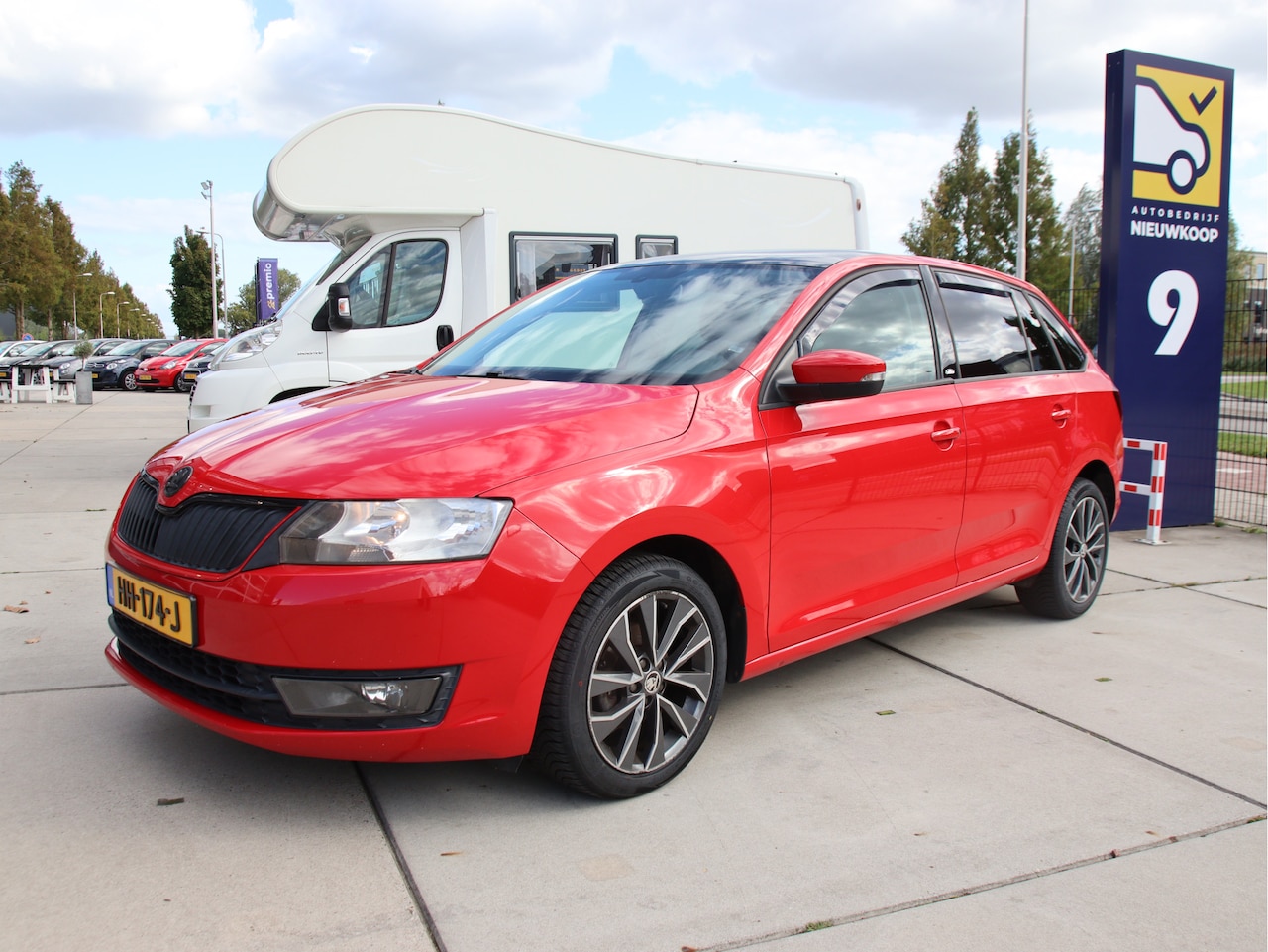 Skoda Rapid Spaceback - 1.2 TSI Edition Carplay, Cruise, Pano, NL auto Aanbieding! - AutoWereld.nl