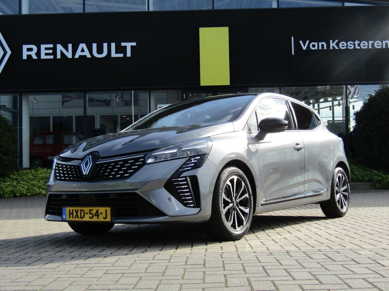 Renault Clio - Techno TCe 90 / Navigatie 9,3 / 360 Camera / Super Compleet!!! - AutoWereld.nl