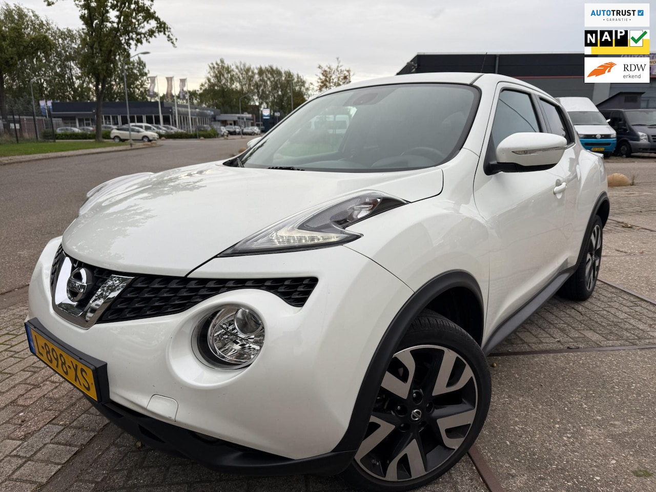 Nissan Juke - 1.2 DIG-T S/S TEKNA EDITION 2017 LEDER NAVI CAM LUXE - AutoWereld.nl