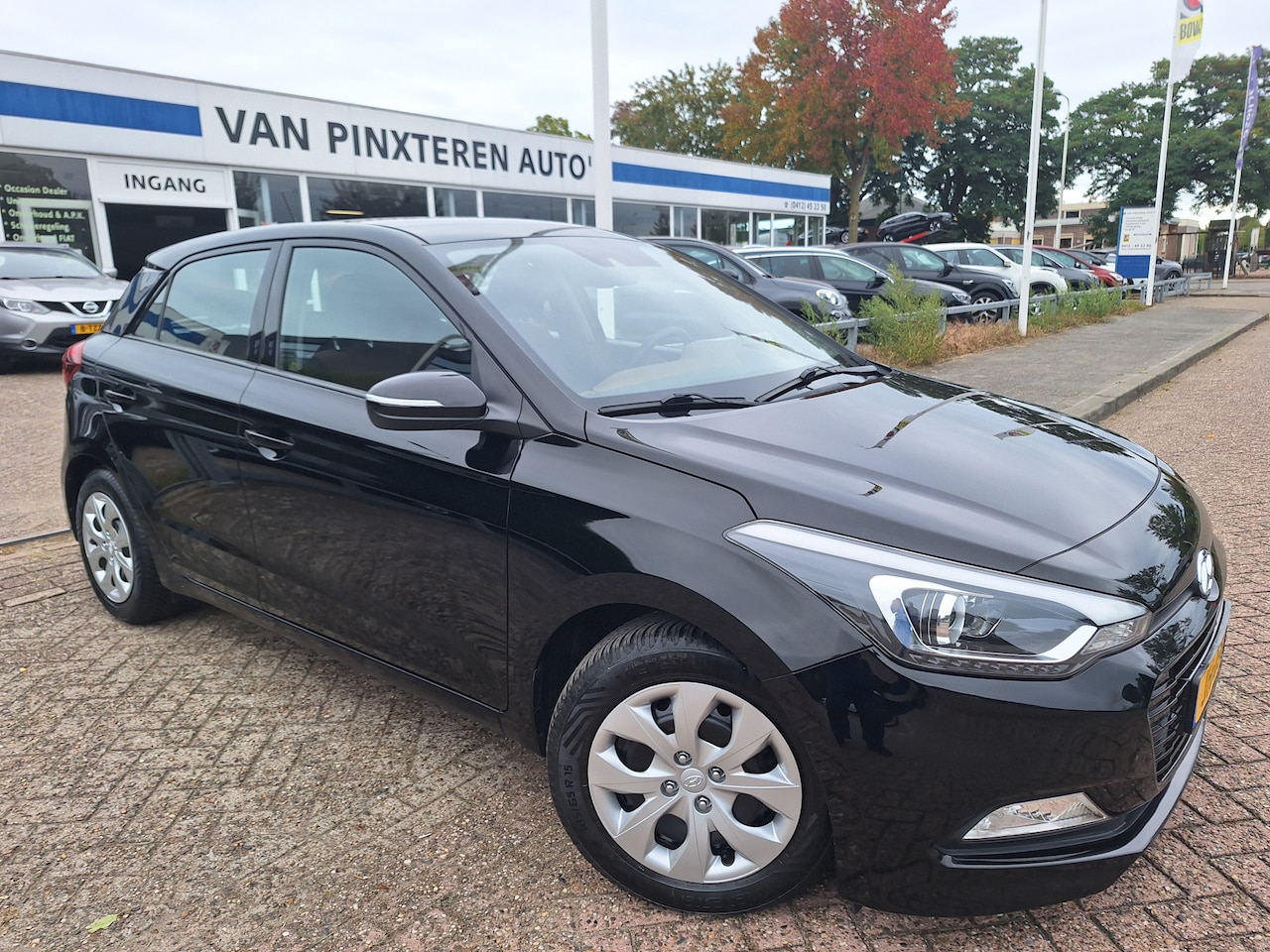 Hyundai i20 - 1.0 T-GDI TREKHAAK / CLIMA/CAMER/NAVI/PDC - AutoWereld.nl