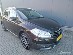 Suzuki SX4 S-Cross - 1.6 High Executive Pano-terkhaak-Xenon-pdc