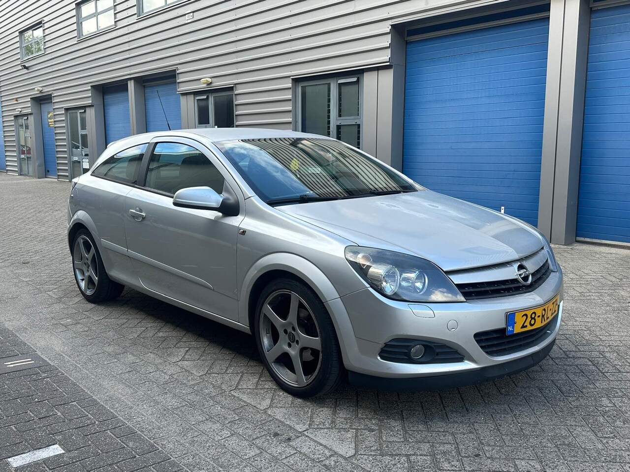 Opel Astra GTC - 1.6 Enjoy* Apk tot 24-09-2026* Inruilkoopje ! - AutoWereld.nl