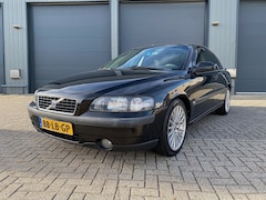 Volvo S60 - 2.4 Edition Airco Cruise Trekhaak APK 15-10-2026