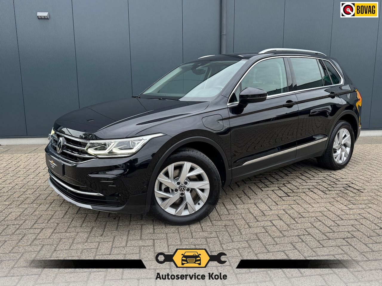 Volkswagen Tiguan - 1.4 TSI eHybrid Elegance * Trekhaak * Stoelverwarming * Camera * Keyless * - AutoWereld.nl