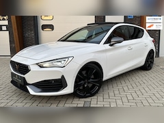 CUPRA Leon - 2.0 TSI VZ 300PK PANO/SFEERVERL/CARPLAY/STOELVW