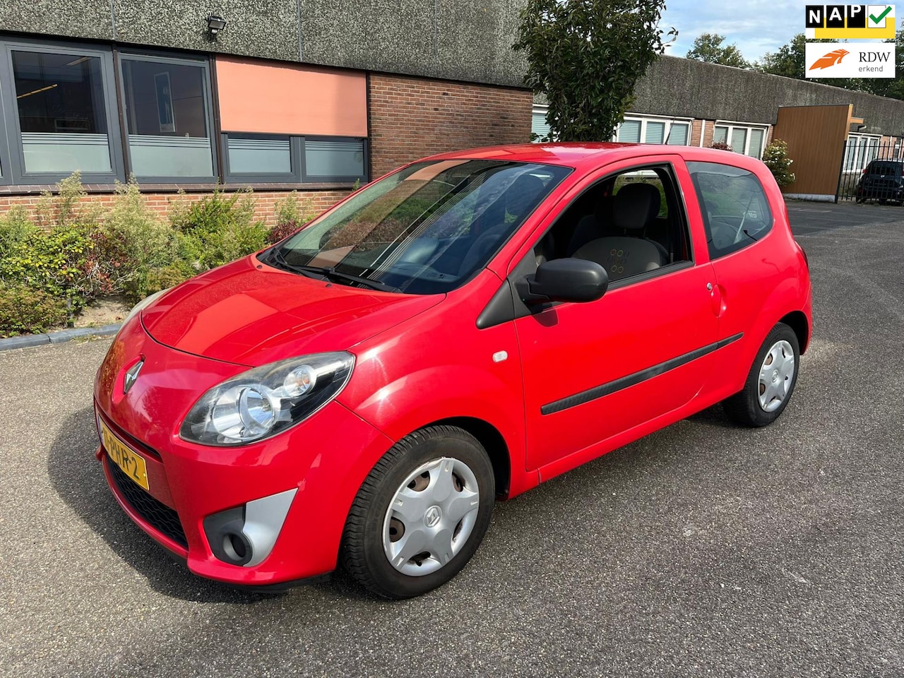 Renault Twingo - 1.2-16V Authentique Airco Boekjes N.A.P - AutoWereld.nl