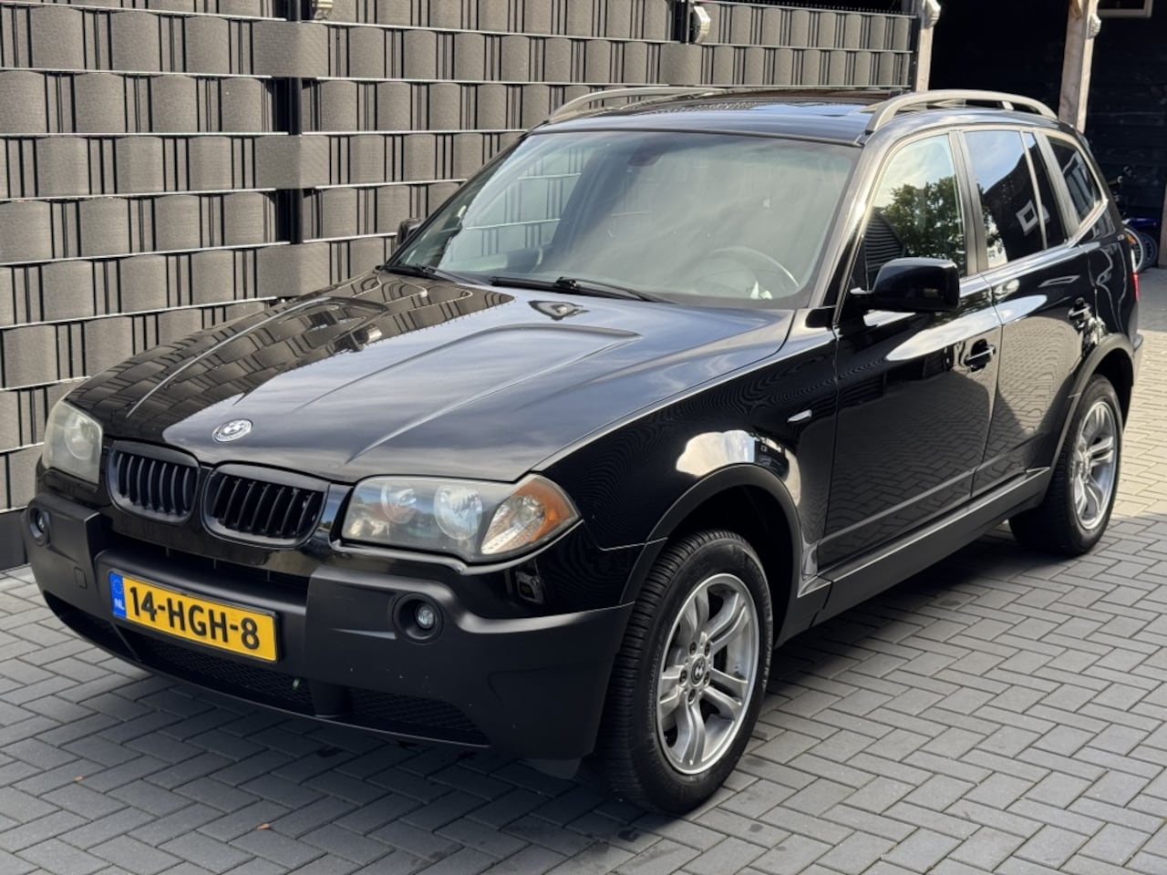 BMW X3 - 3.0i Executive| 4X4| LEER| CLIMA| CRUISE| PANORAMA - AutoWereld.nl