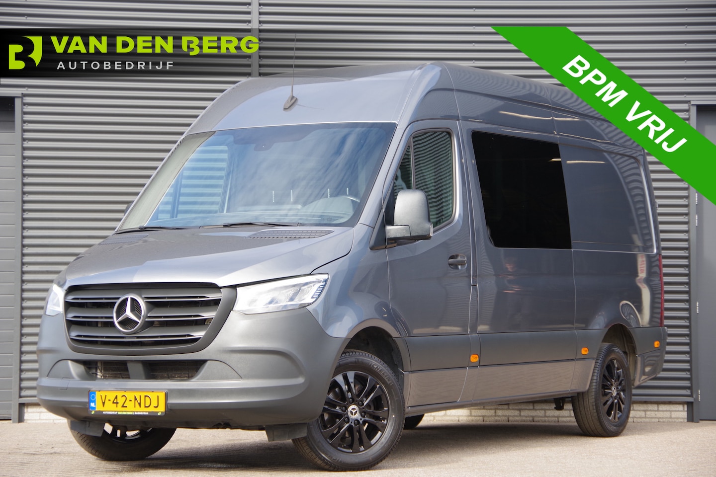 Mercedes-Benz Sprinter - 315 1.9 CDI L2H2 DC-6P, AUT. LED, CAMERA, TREKHAAK, CRUISE, CARPLAY, LEDER MF STUUR, DUBBE - AutoWereld.nl