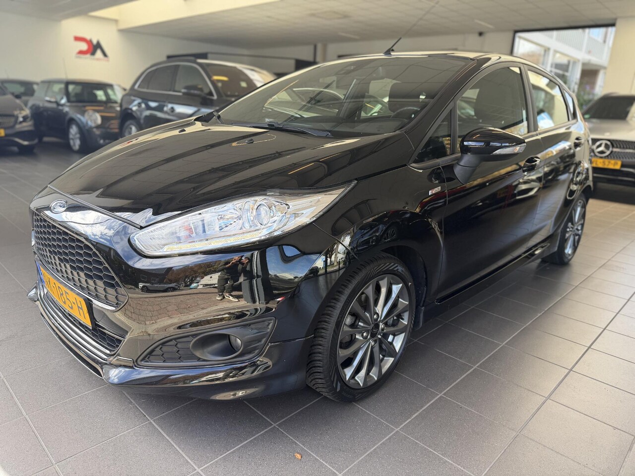 Ford Fiesta - 1.0 EcoBoost ST-Line 1.0 EcoBoost ST Line - AutoWereld.nl