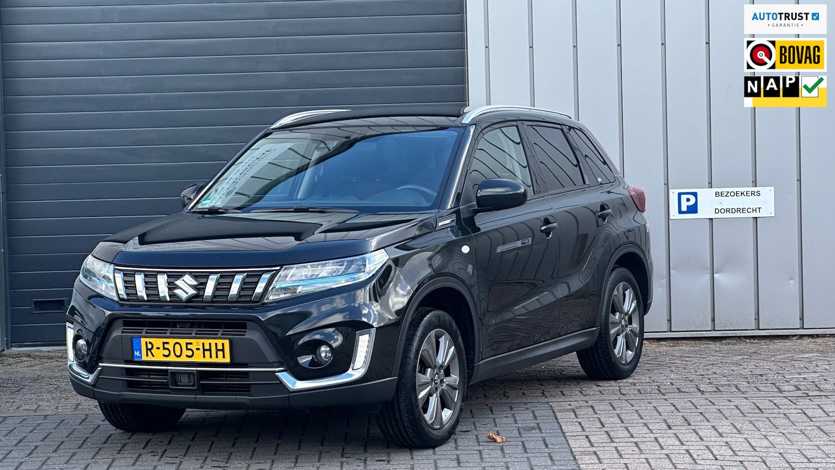 Suzuki Vitara - 1.4 Boosterjet Hybrid TREKHAAK CAMERA LED 1 EIG DEALER OND - AutoWereld.nl