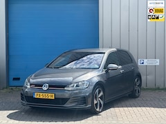 Volkswagen Golf - 2.0 TSI GTI Performance DEALER OND 1 EIGENAAR