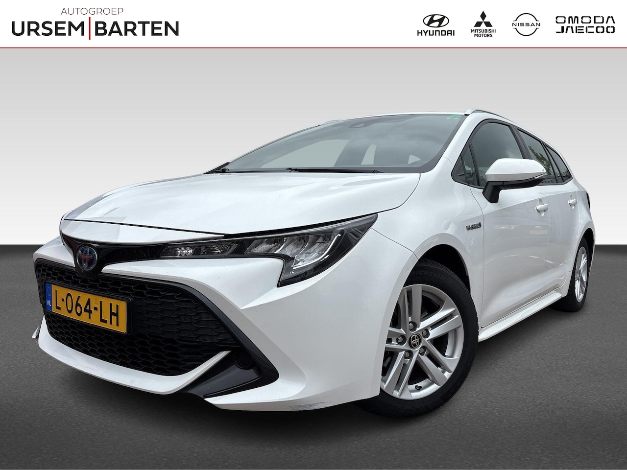 Toyota Corolla Touring Sports - 1.8 Hybrid Business | adaptive cruise control |  Apple Carplay/Android Auto | LED | cruise - AutoWereld.nl
