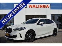 BMW 1-serie - 118i M Sport | Kuipstoelen | Carplay | Dubbele uitlaat | Virtual cockpit | Stoelverwarming