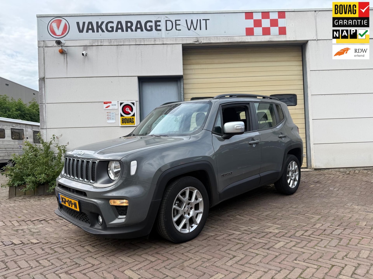 Jeep Renegade - 1.0T Limited | Adaptive cruise | Carplay - AutoWereld.nl
