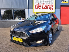 Ford Focus Wagon - 1.0 Lease Edition mooie luxe uitv. 92.000km
