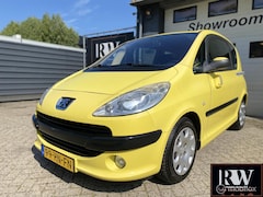 Peugeot 1007 - 1.4 Gentry *Airco*APK 4-2026*Elektrische deuren
