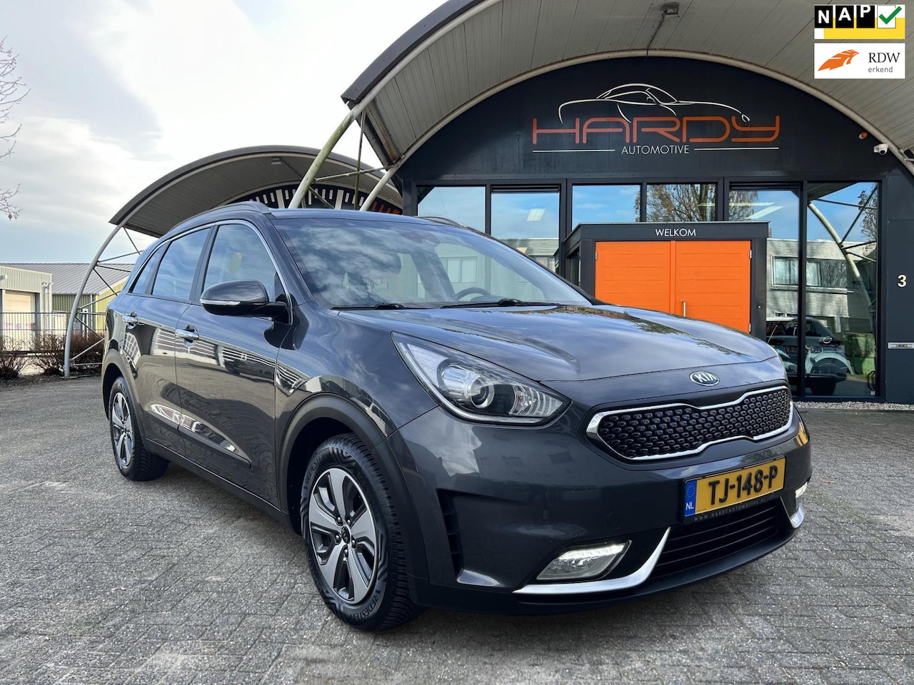 Kia Niro - 1.6 GDi Hybrid DynamicLine 100% Dealer Onderhouden 1e Eig Rijklaarprijs! - AutoWereld.nl