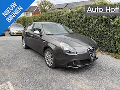 Alfa Romeo Giulietta - 1.4 T Distinctive | Autom. Airco | Cruise Control | Elekt. Ramen | LMV | Nieuwe APK