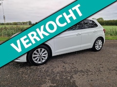 Volkswagen Polo - 1.0 TSI Highline, 1e eig, apple carplay