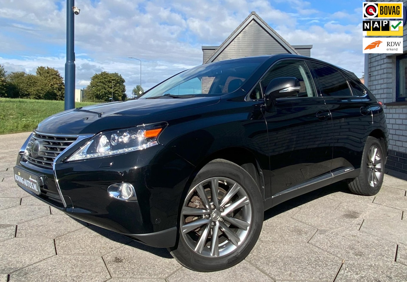 Lexus RX 450h - 4WD President Line/ Full Option/ Gl. Schuifdak/ HUD/ Cam/ Leder/ Trekhaak - AutoWereld.nl