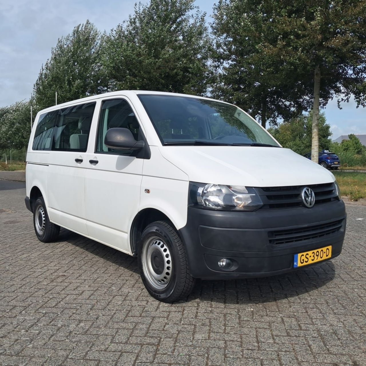 Volkswagen Transporter Kombi - Volkswagen Transporter Kombi 2.0 TSI CNG Benzine – 9 zitplaatsen – 2015 - AutoWereld.nl