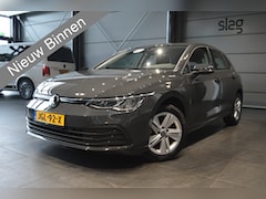 Volkswagen Golf - 2.0 TDI DSG Life Apple Carplay clima pdc 16 inch