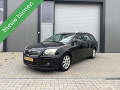 Toyota Avensis Wagon - 1.8 VVTi Luna Business