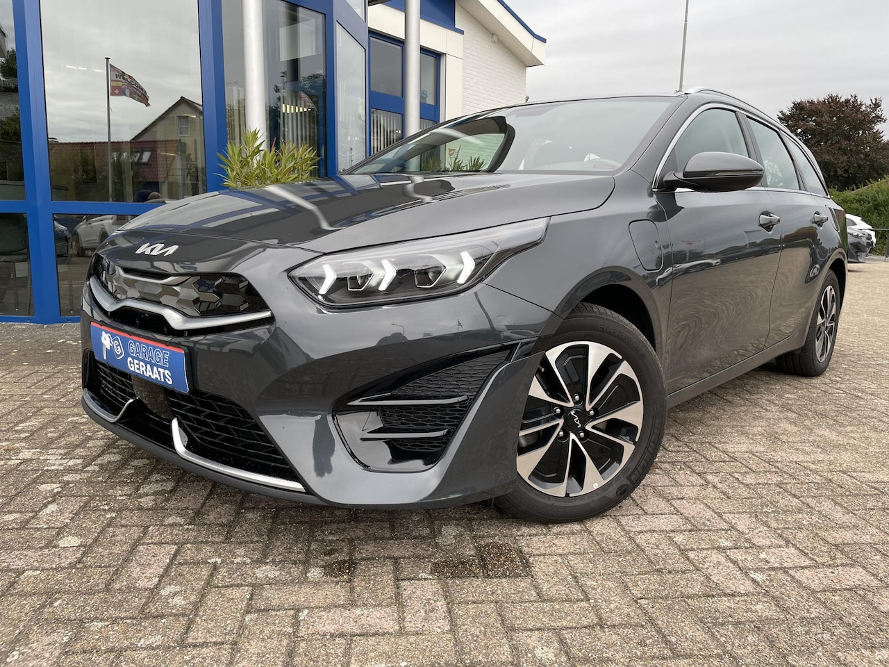 Kia Cee'd Sportswagon - Ceed 1.6 GDI PHEV DynamicLine | Dealer onderhouden, 1e eigenaar, Navigatie, LED, Parkeerse - AutoWereld.nl