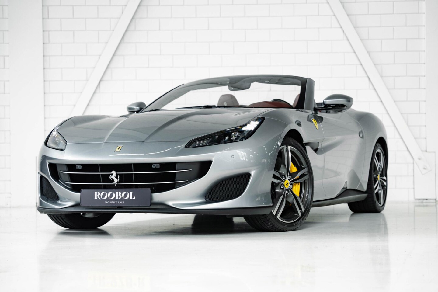 Ferrari Portofino - V8 HELE | Passenger Display | Sport Exhaust | Apple Carplay - AutoWereld.nl