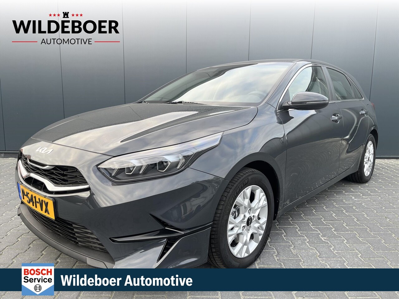 Kia Cee'd - Ceed 1.0 T-GDi 120 PK DynamicLine + NAVI + CLIMA + CRUISE + CAMERA + LMV + LED - AutoWereld.nl