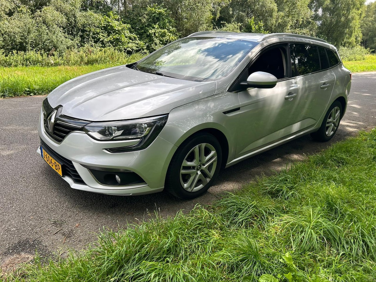 Renault Mégane Estate - 1.5 dCi Zen 1.5 dCi Zen - AutoWereld.nl