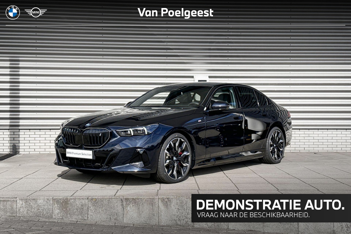 BMW i5 - eDrive40 M Sportpakket Pro / Innovation Pack / Travel Pack / Comfort Pack / Trekhaak / Pan - AutoWereld.nl