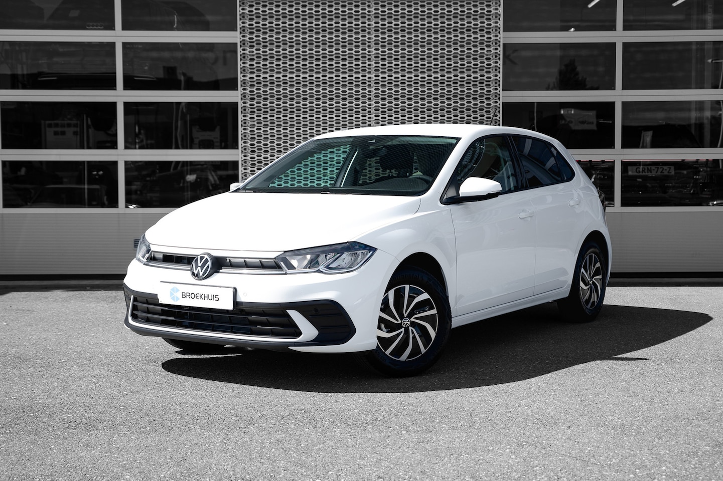 Volkswagen Polo - Life Edition Inclusief €2000,- inruilvoordeel | 'App-Connect' smartphone integratie | Buit - AutoWereld.nl